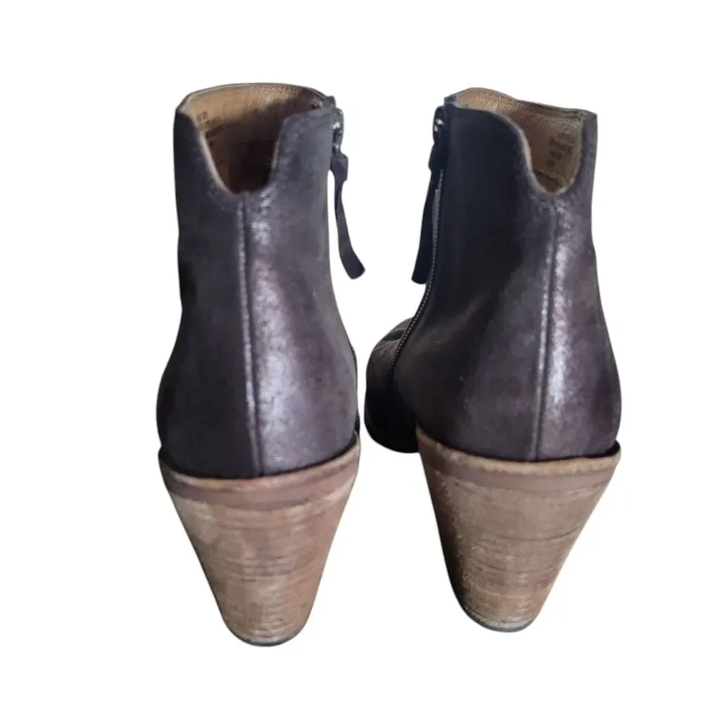 Sofft Tilton Heeled‎ Booties Women's Size 8 Brown Espresso Suede Metallic Casual